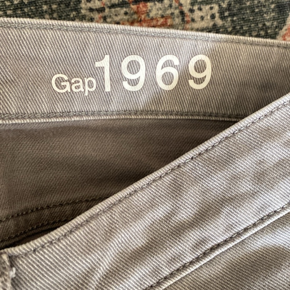 ✨Gap Always Skinny Gray Jeans - Size 32 - Picture 5 of 9